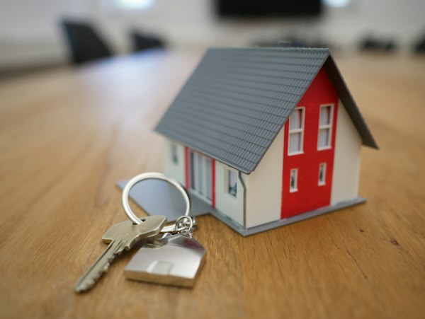 Cầm Sổ Đỏ, Sổ Hồng, Bất Động Sản